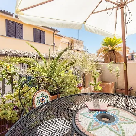 Condotti Terrace Apartment Rome